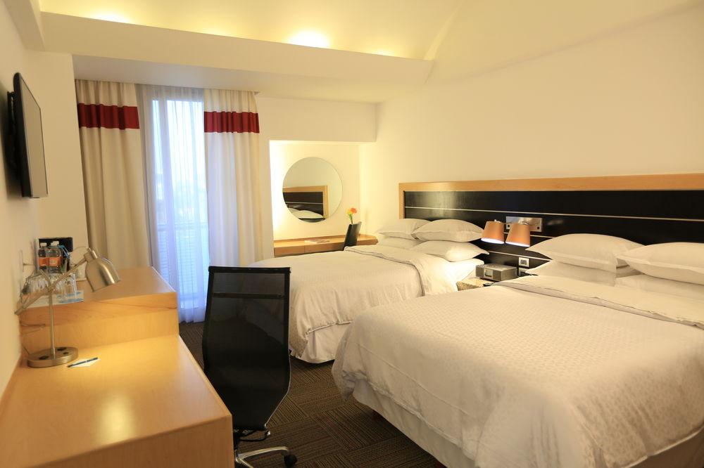 Four Points By Sheraton Mexico City Colonia Roma Cidade do México Exterior foto